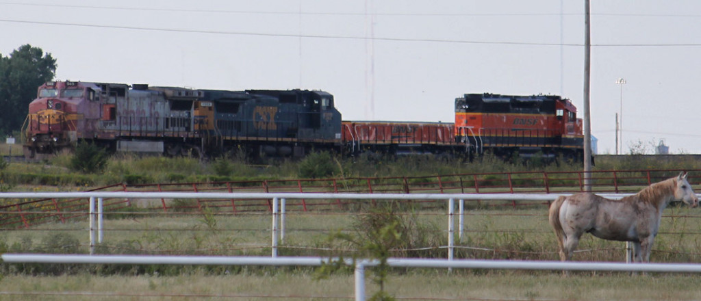 BNSF 945 - CSXT 7322 - BNSF 70 - BNSF 1888